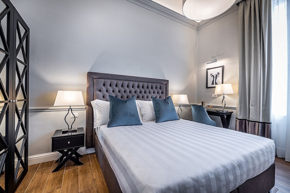 Hotel Ungherese 16/50