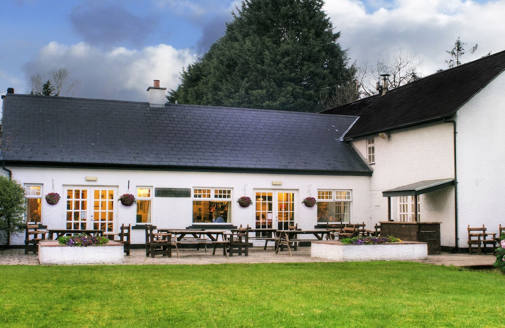 Brown Trout Golf and Country Inn 30/32