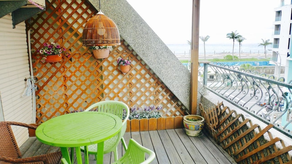 Sunshine Sea View B&B 26/31