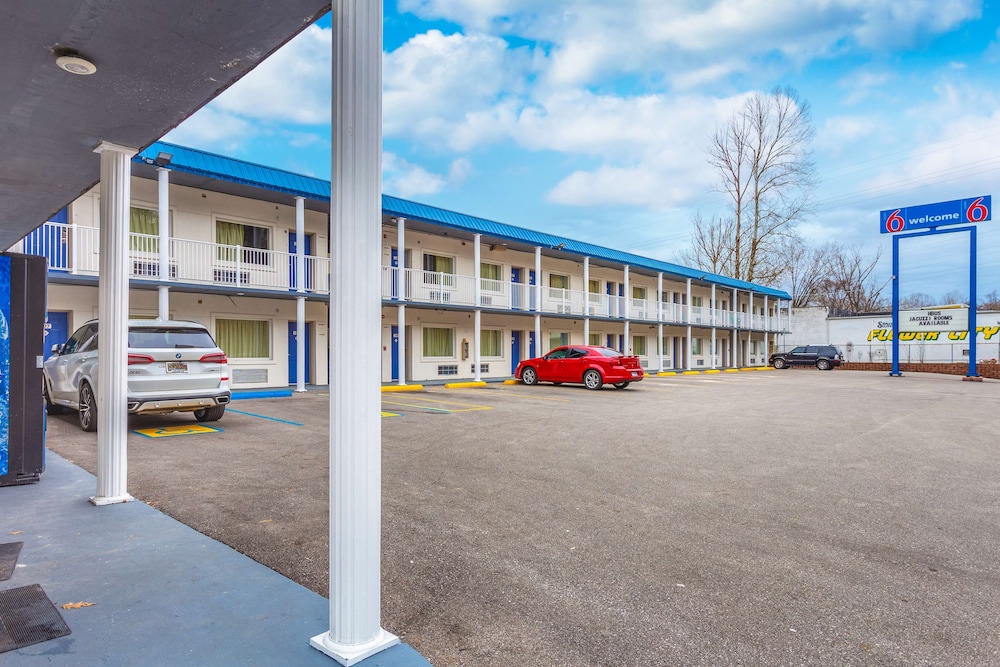 Motel6 Huntington, WV