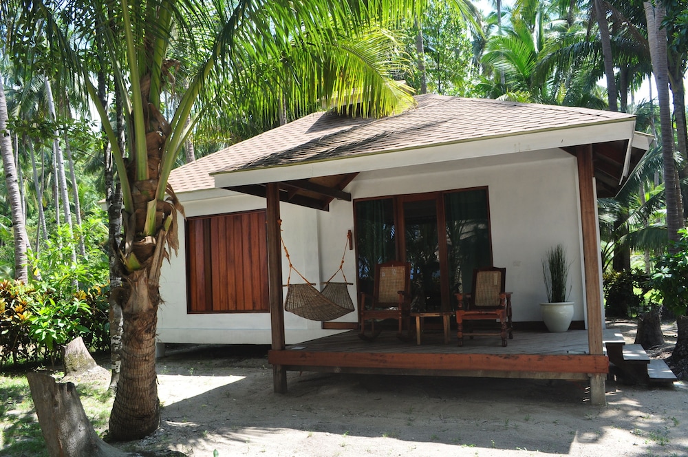 Dolarog Beach Resort 1/50