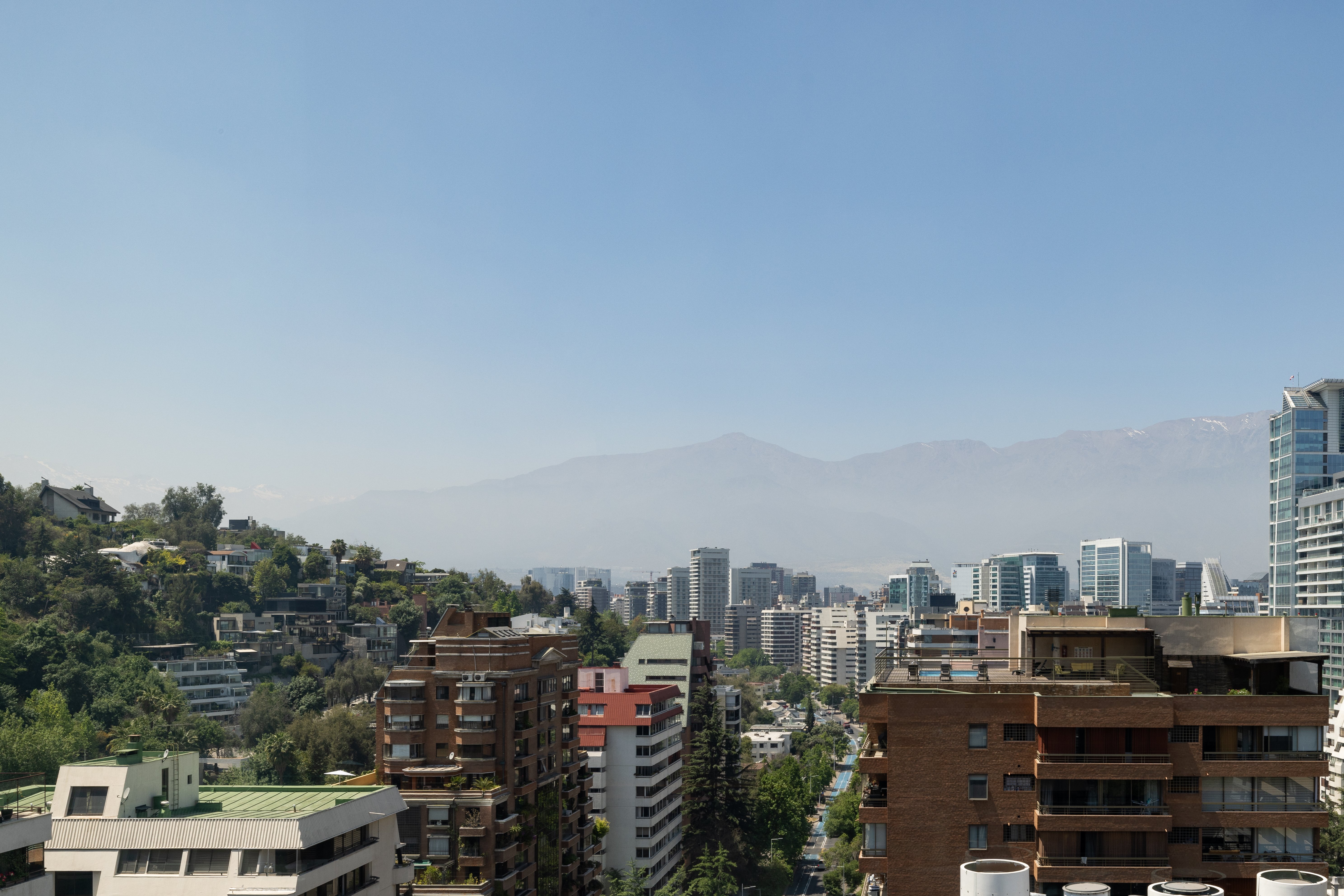Holiday Inn Express Santiago Las Condes Former Holiday Inn Express Santiago el Golf 73/75