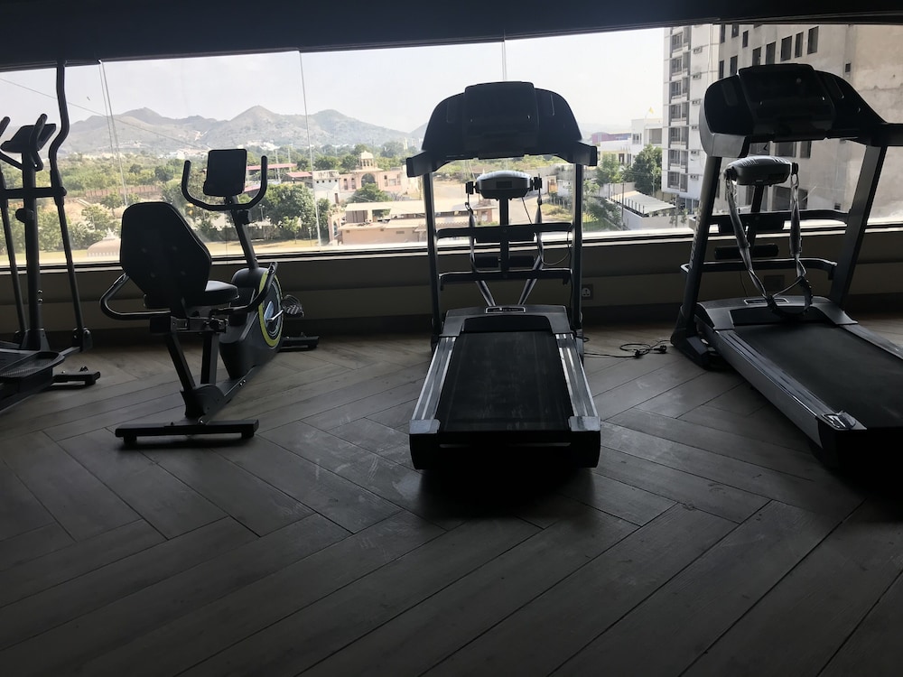 Howard Johnson by Wyndham Udaipur Roop Nagar 15/33