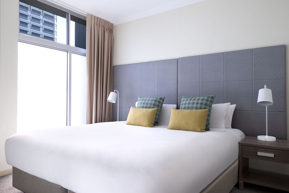 1 BEDROOM, APARTMENT