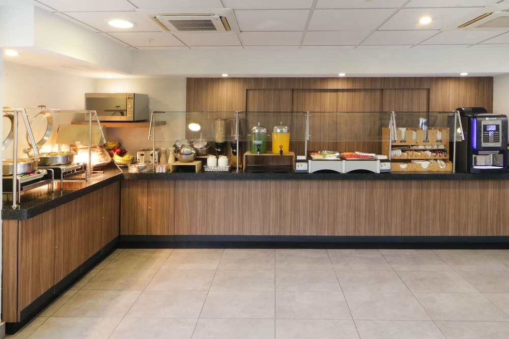 City Express by Marriott Tijuana Insurgentes 9/50
