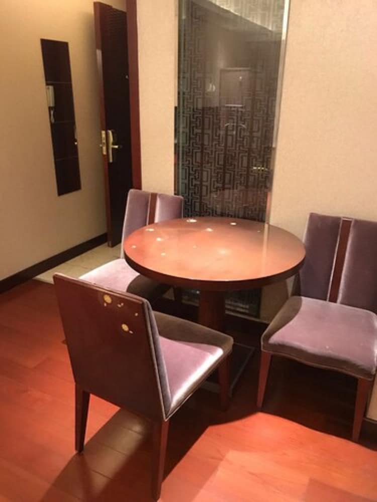 Shanghai ZiYuan Service Apartment 39/61