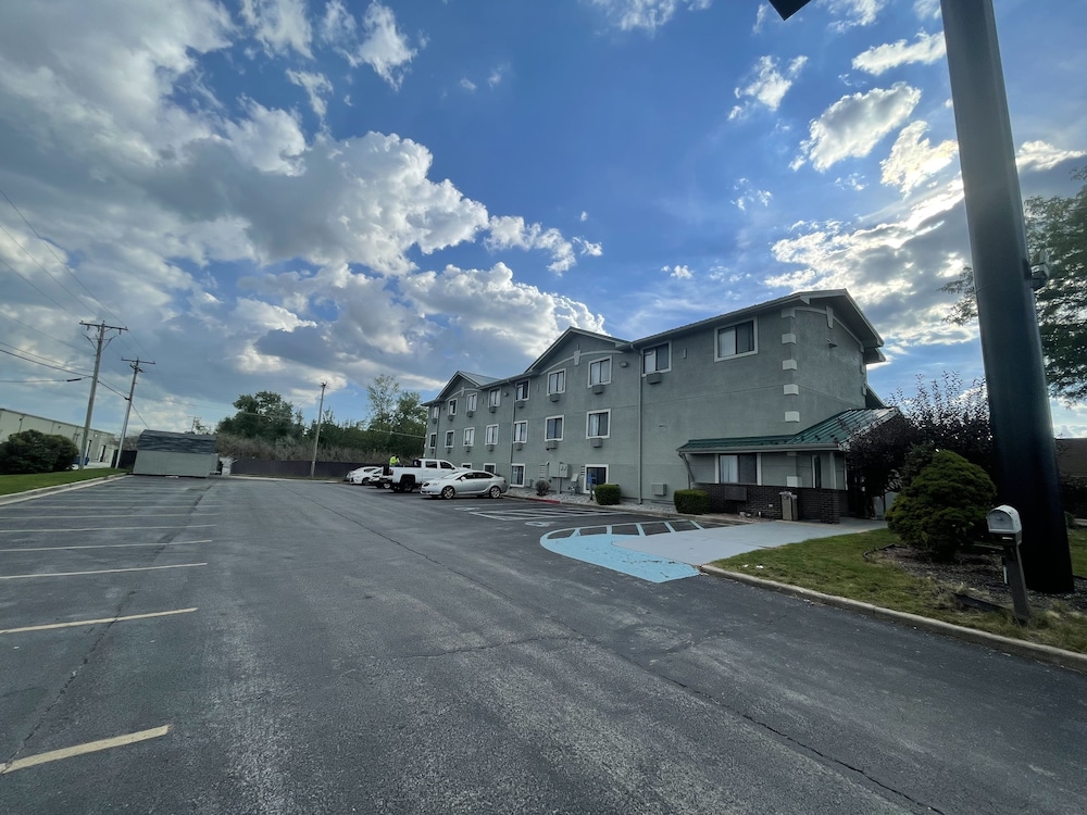 Magnuson Hotel Fort Wayne North Coliseum 1/63