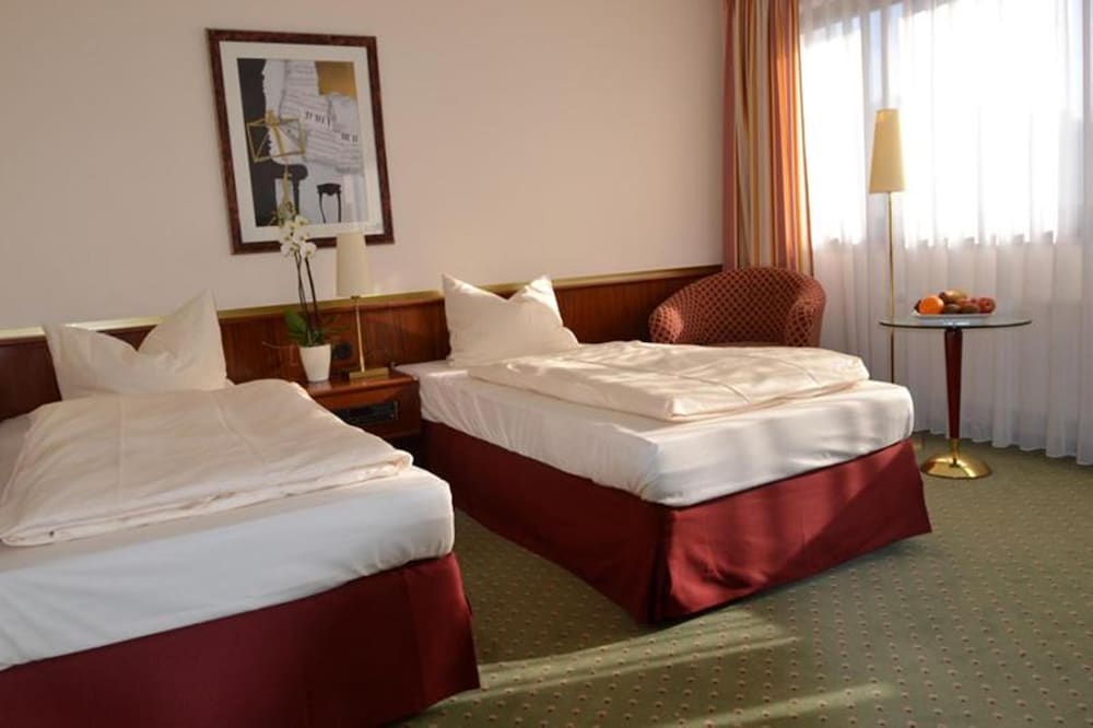 Comfort, Twin Beds