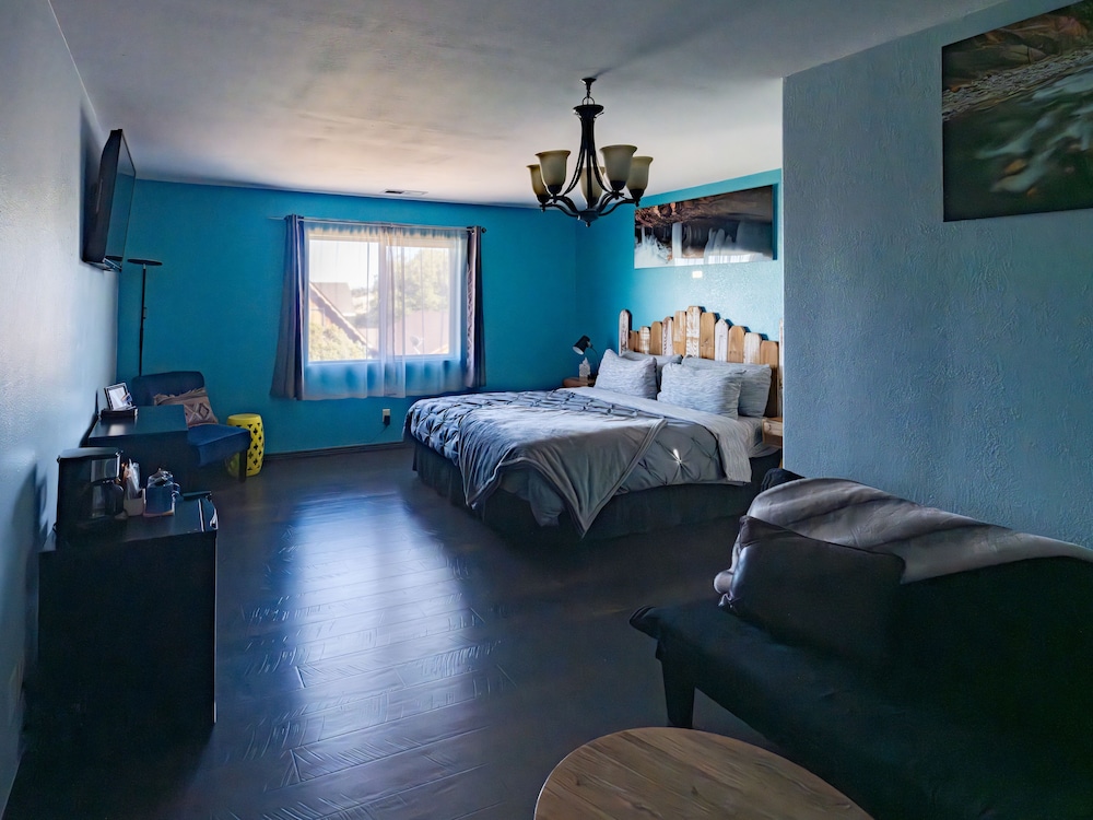 Cave, Futon Bed, King Bed, Single Bed