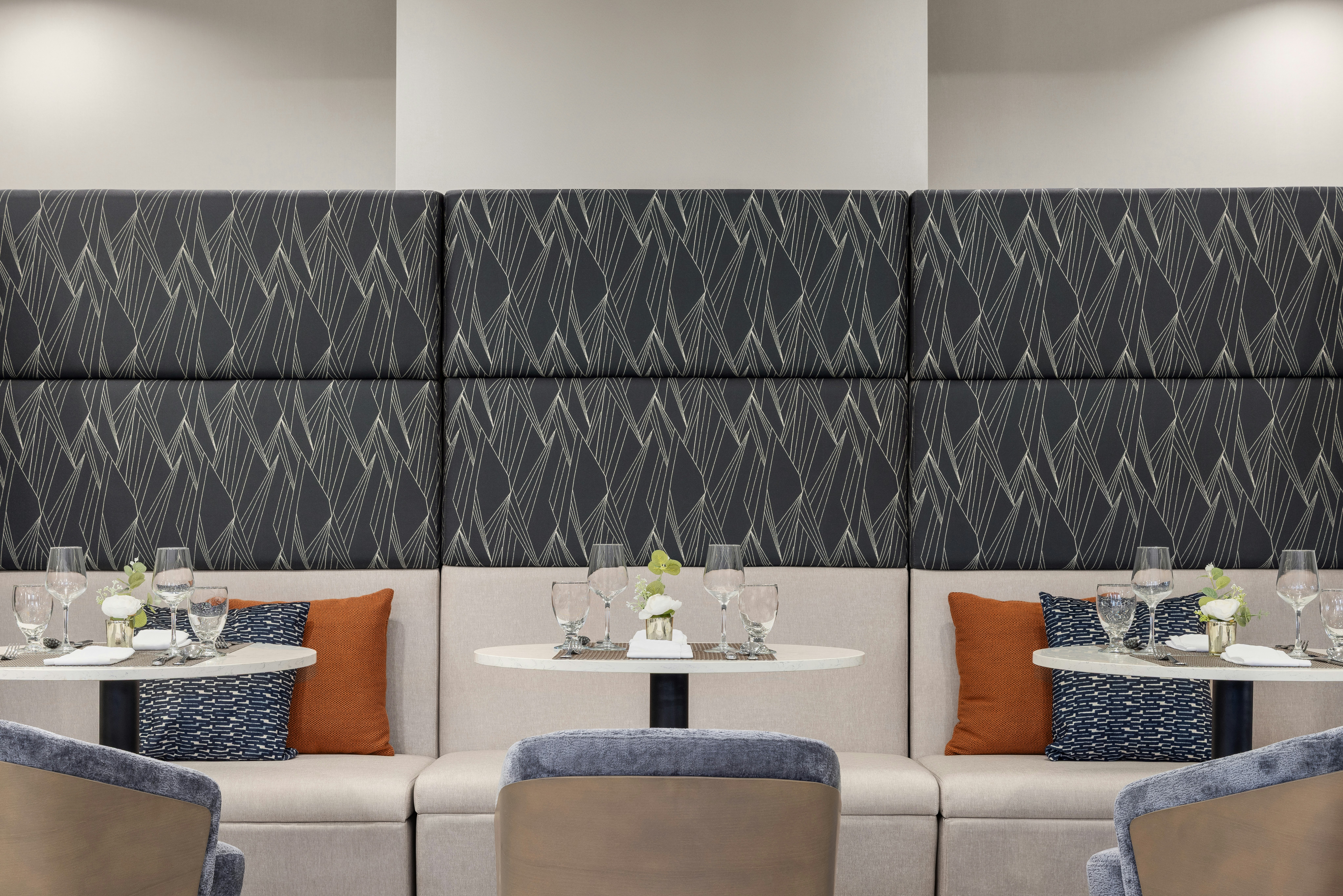 Doubletree By Hilton Las Vegas Airport 55/59