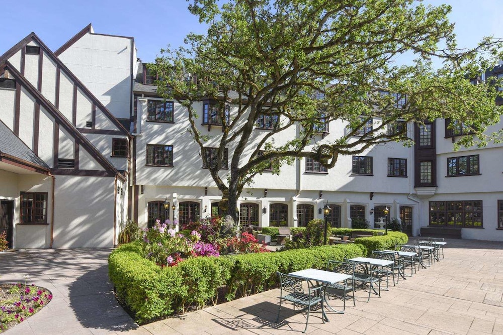 Benbow Historic Inn 62/70