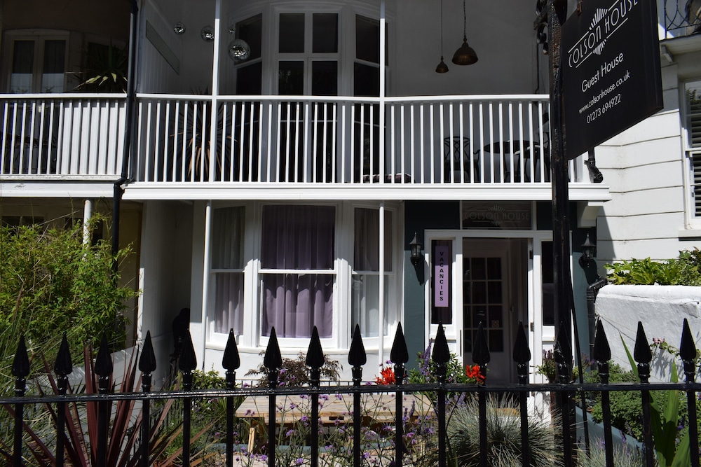 Colson House 2/50
