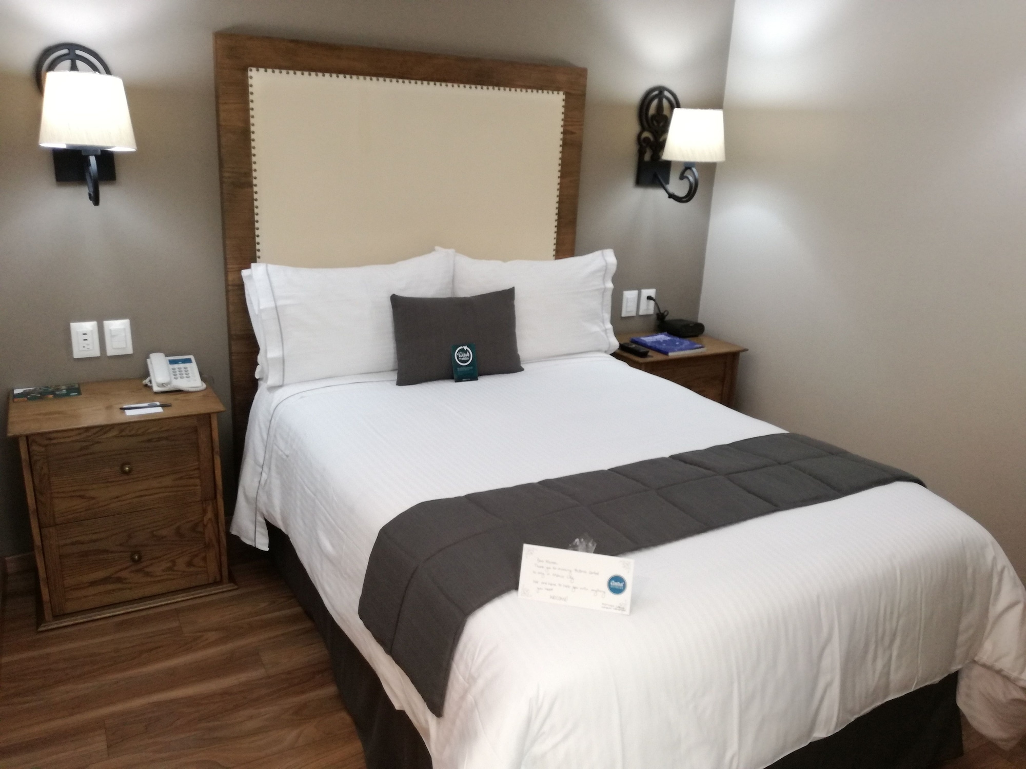 Standard Room - 1 Double Bed