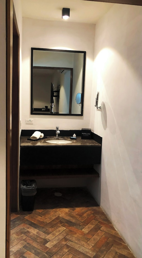Hotel Mision Marielena Cuatro Cienegas 55/55