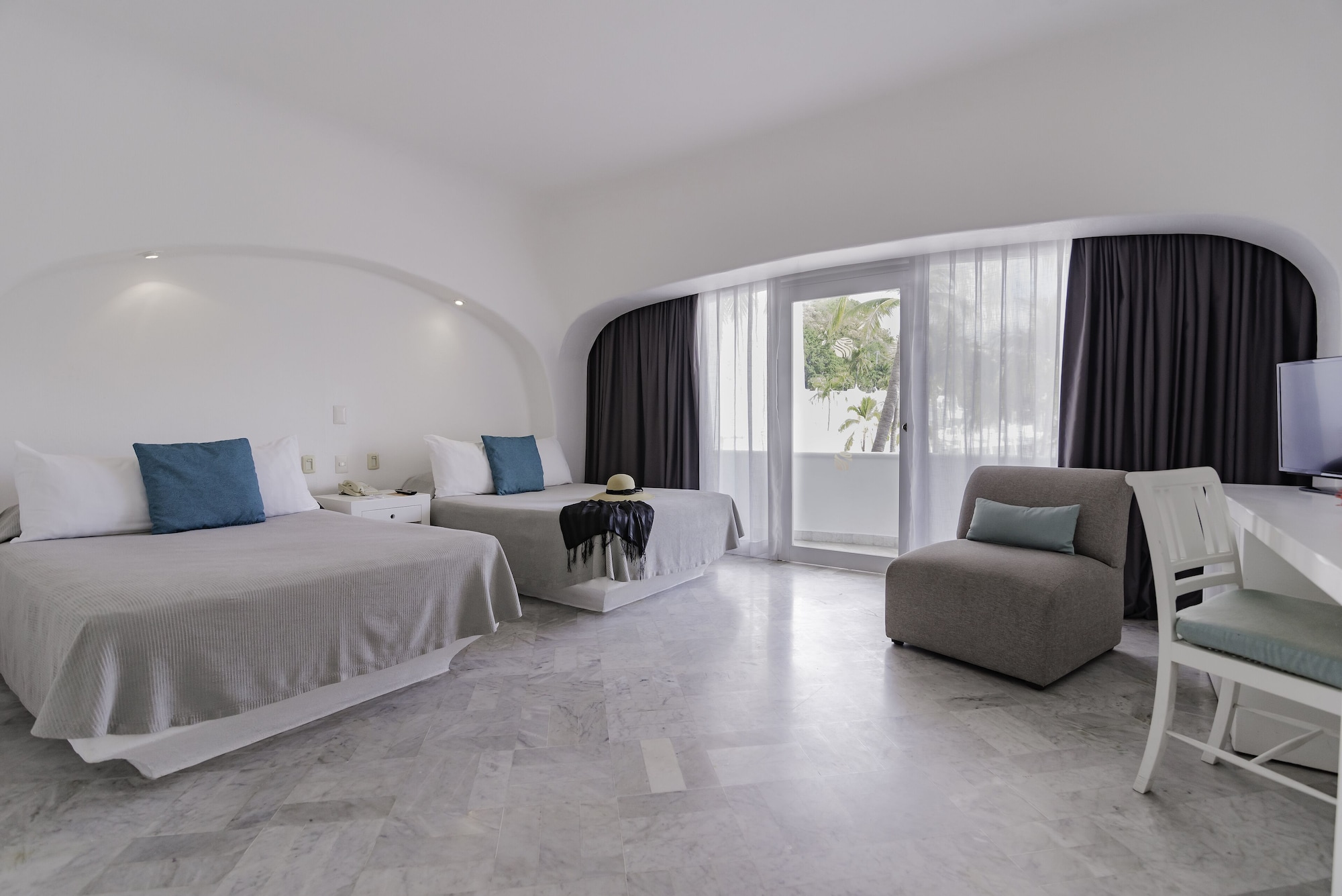 Brisas Beach Club, 2 Double Beds