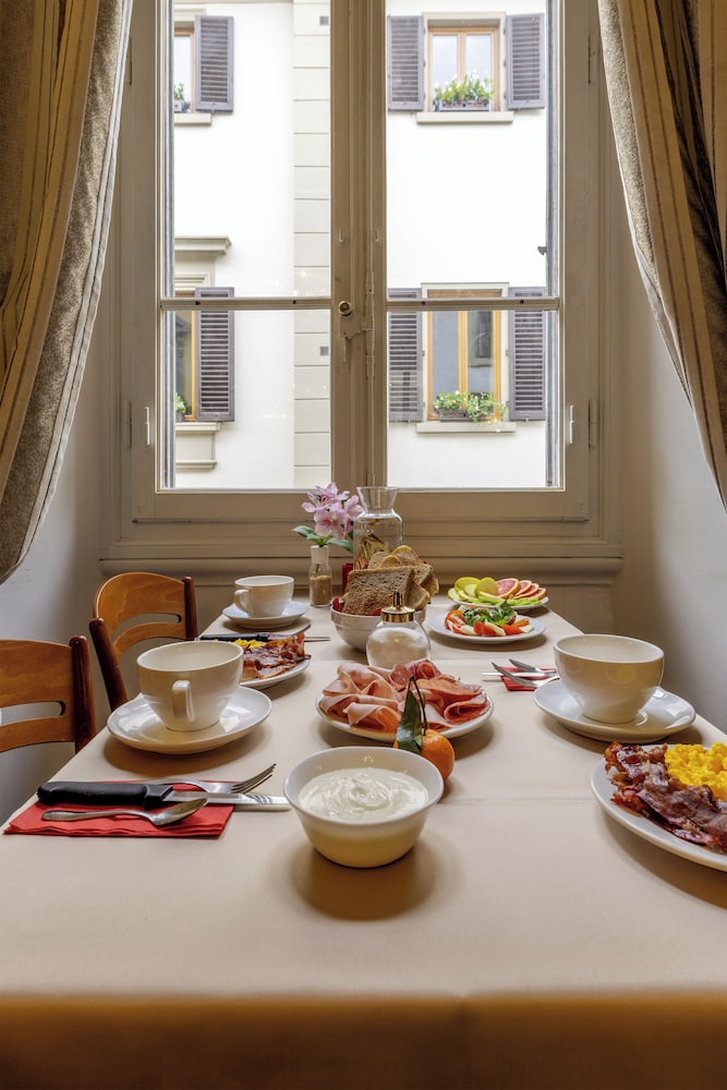 Hotel Maxim 58/72