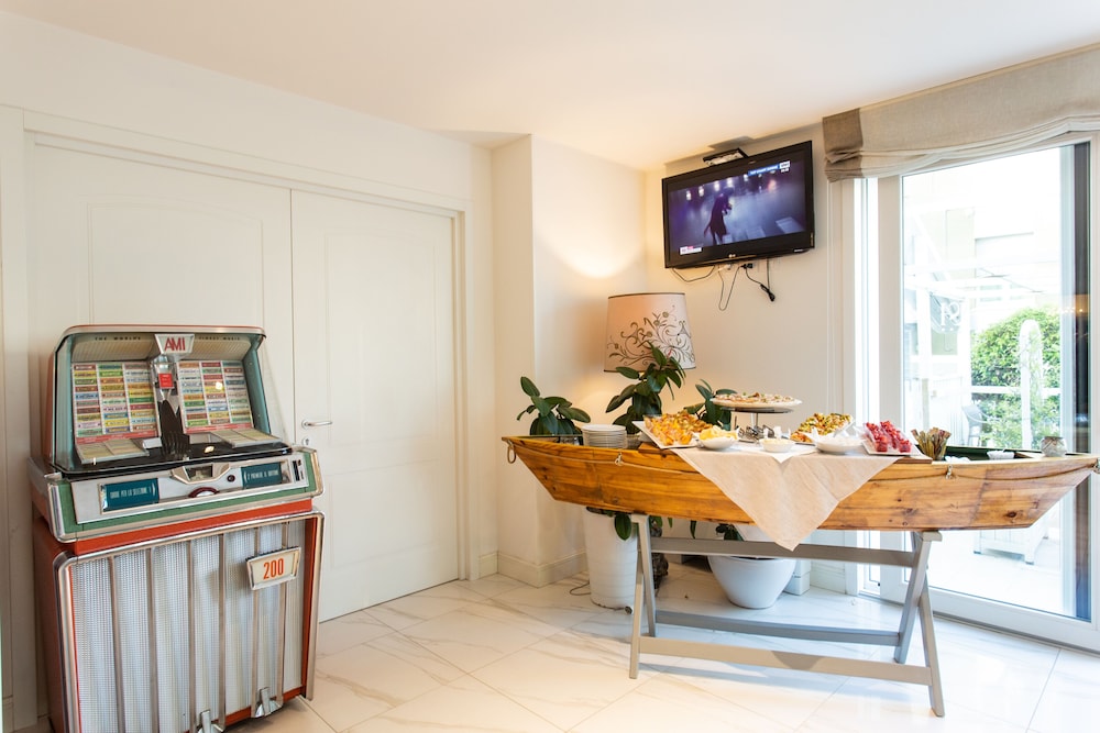 Rimini Suite Hotel 52/70