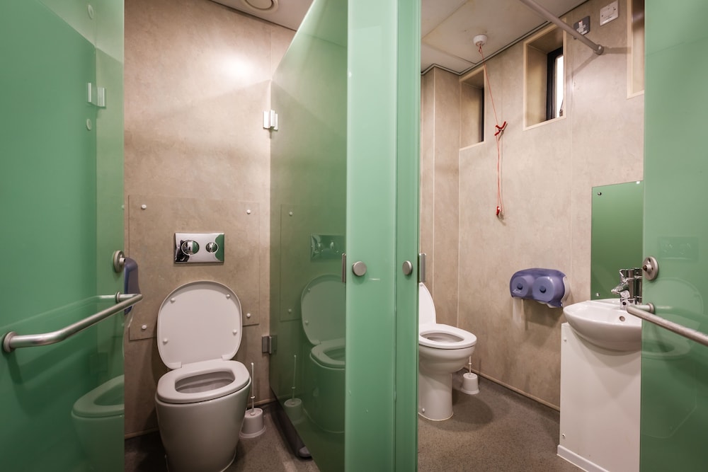 LSE Rosebery Hall 43/50