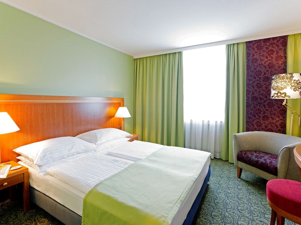 Hotel Mercure Wien Westbahnhof 15/71