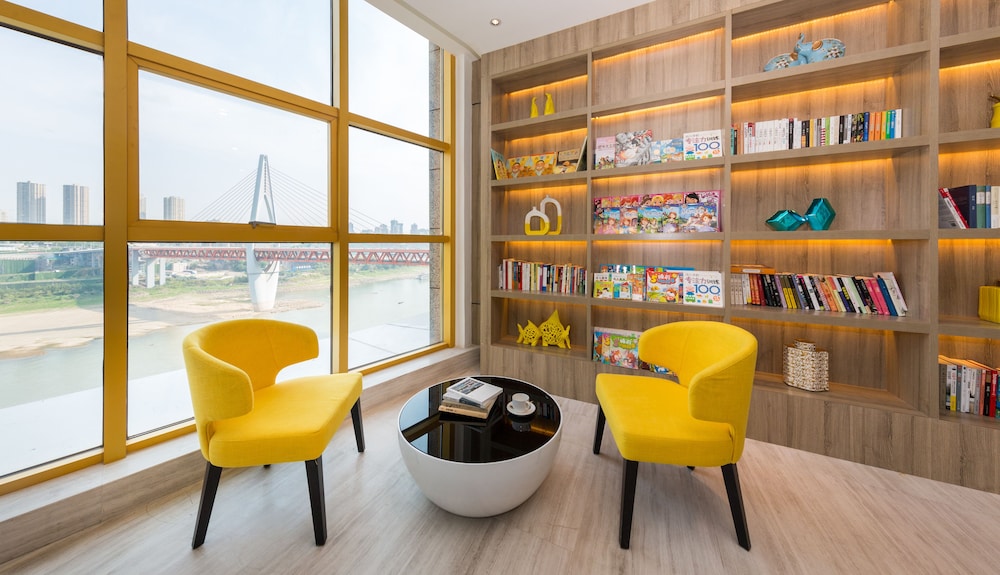 Atour Hotel (Chongqing Hongyadong Riverside) 26/36