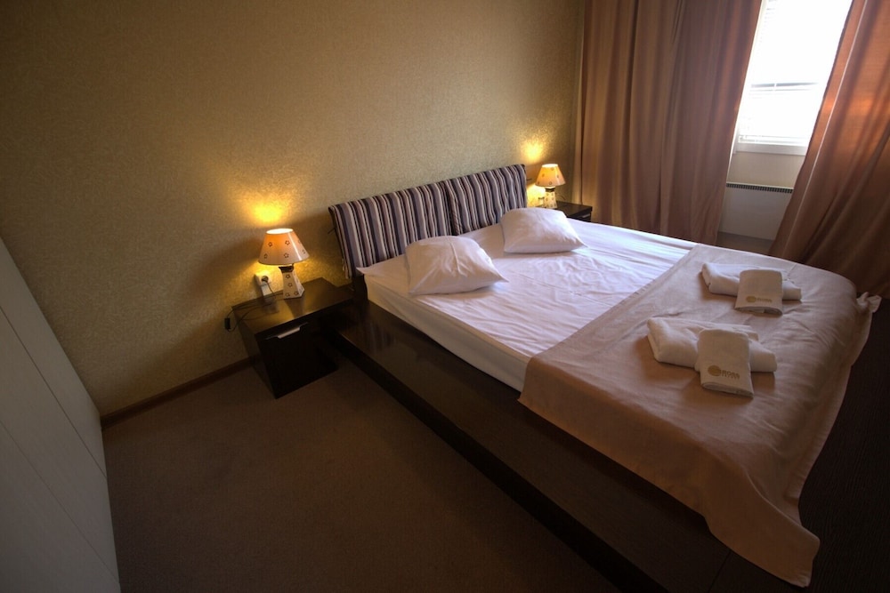 Cross Resort Yerevan 16/50