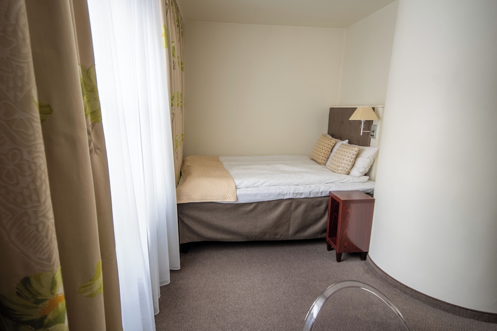 Compact, Double Bed