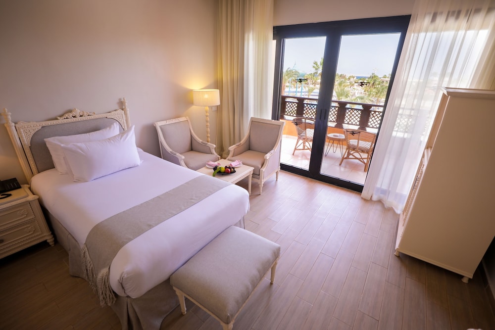 Calimera Blend Paradise Resort 33/69