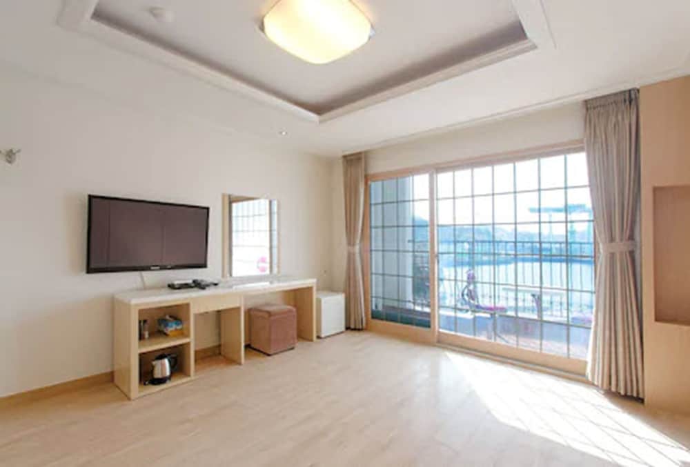 Pam Beach 39/60