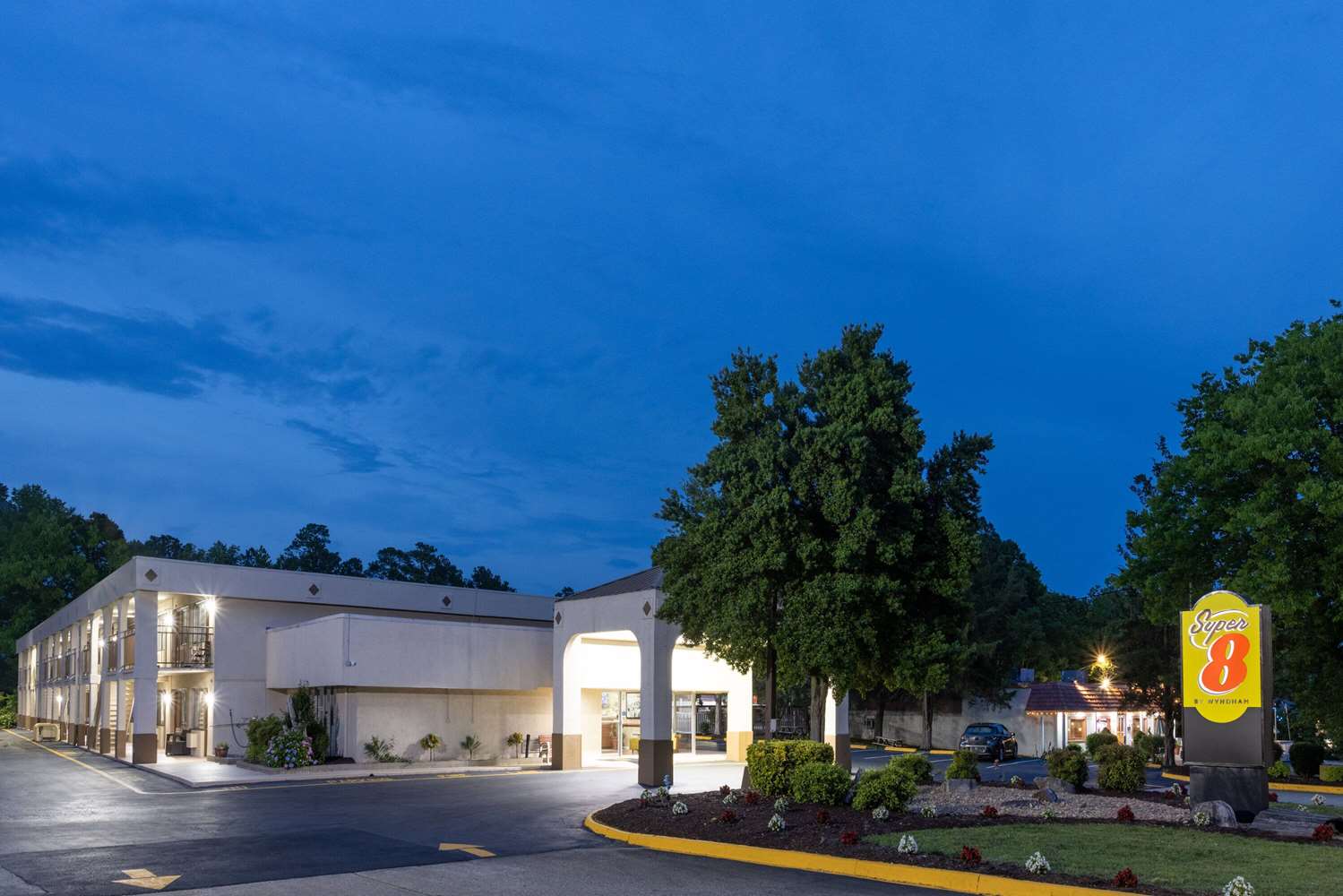 Super 8 by Wyndham Williamsburg/Historic Area 18/26