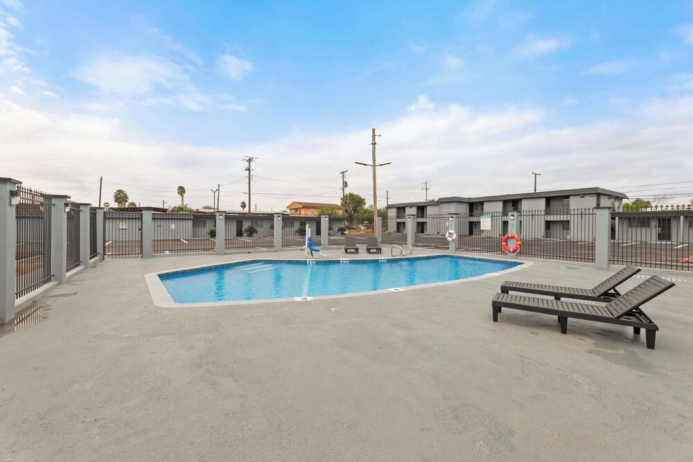 GuestHouse Extended Stay Laredo 29/42