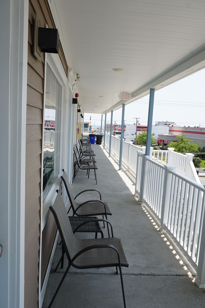 Sea Foam Motel Wildwood 44/68