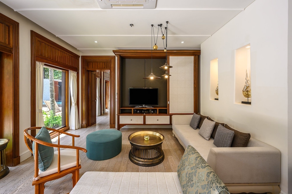 Maikhao Dream Villa Resort & Spa 40/67