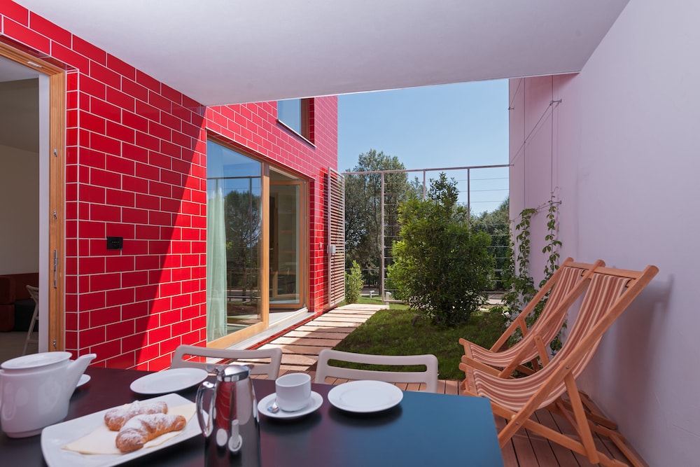 Maistra Select Amarin Resort 50/50