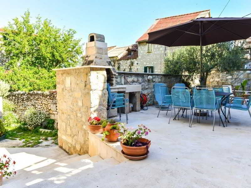 HOTEL APARTMANI SLAVICA 6/38