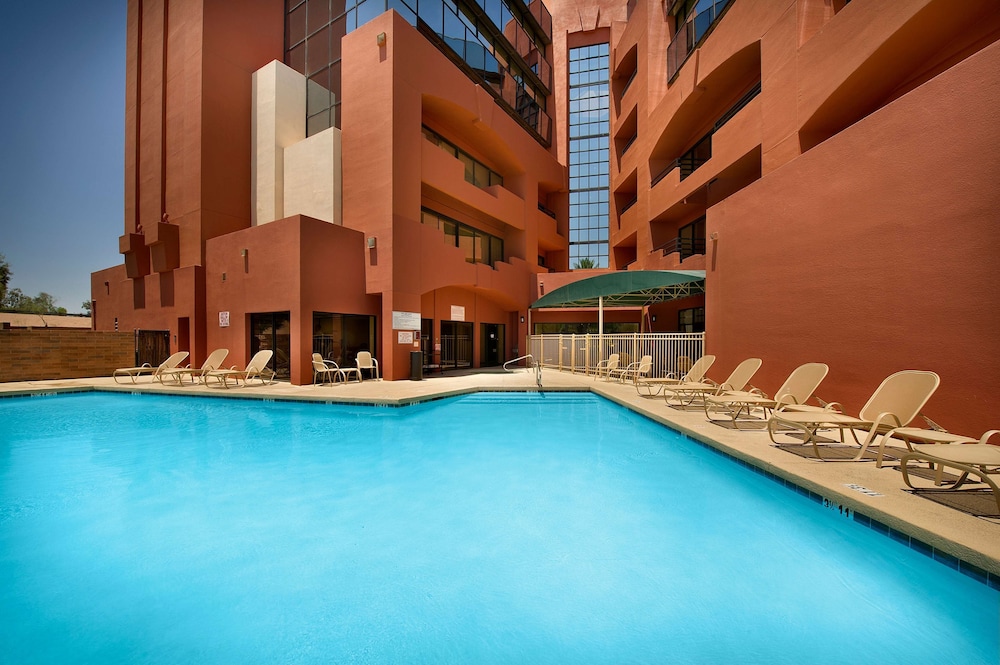 Drury Inn And Suites Phoenix Airport 44/50