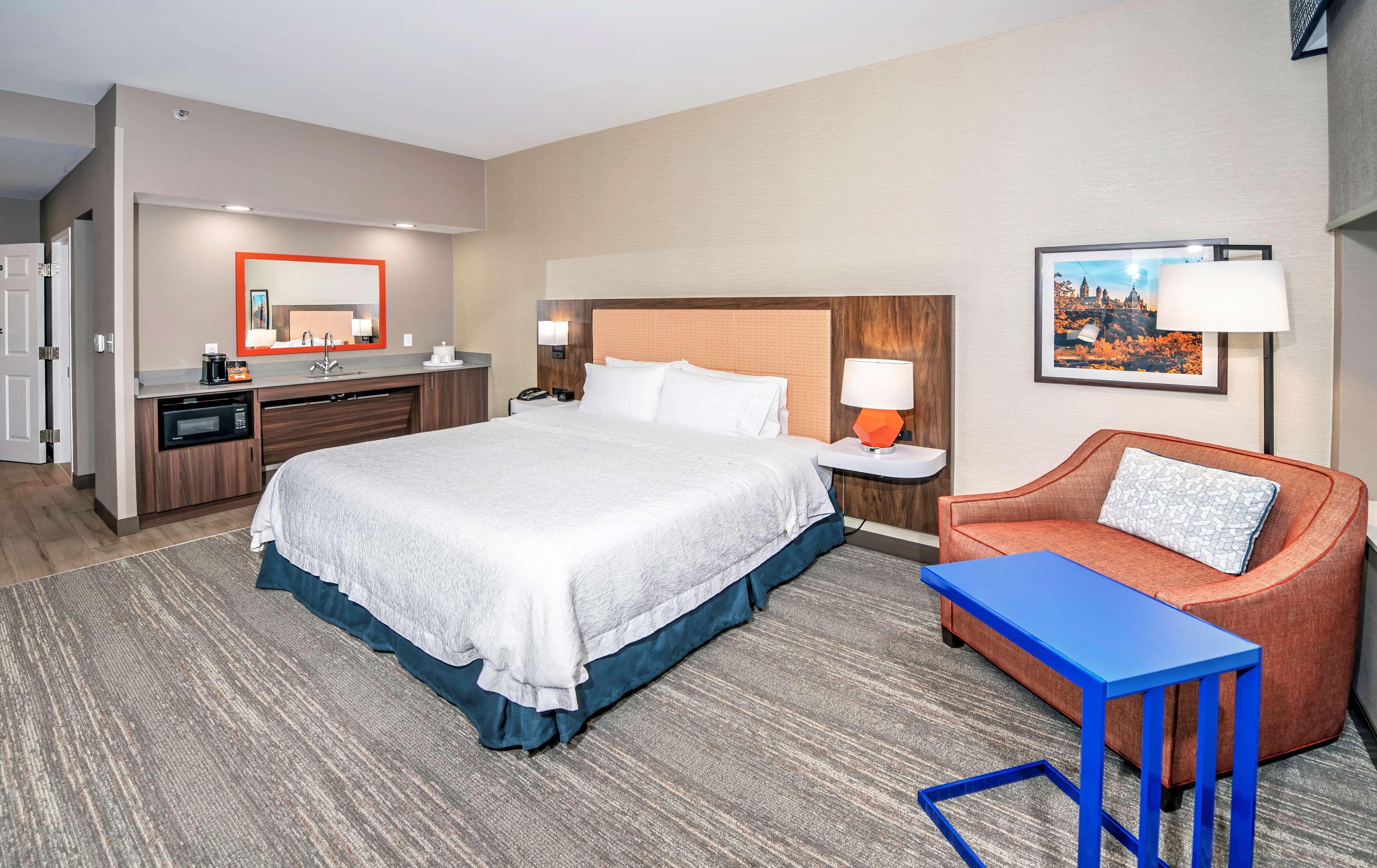 Room, Double Bed