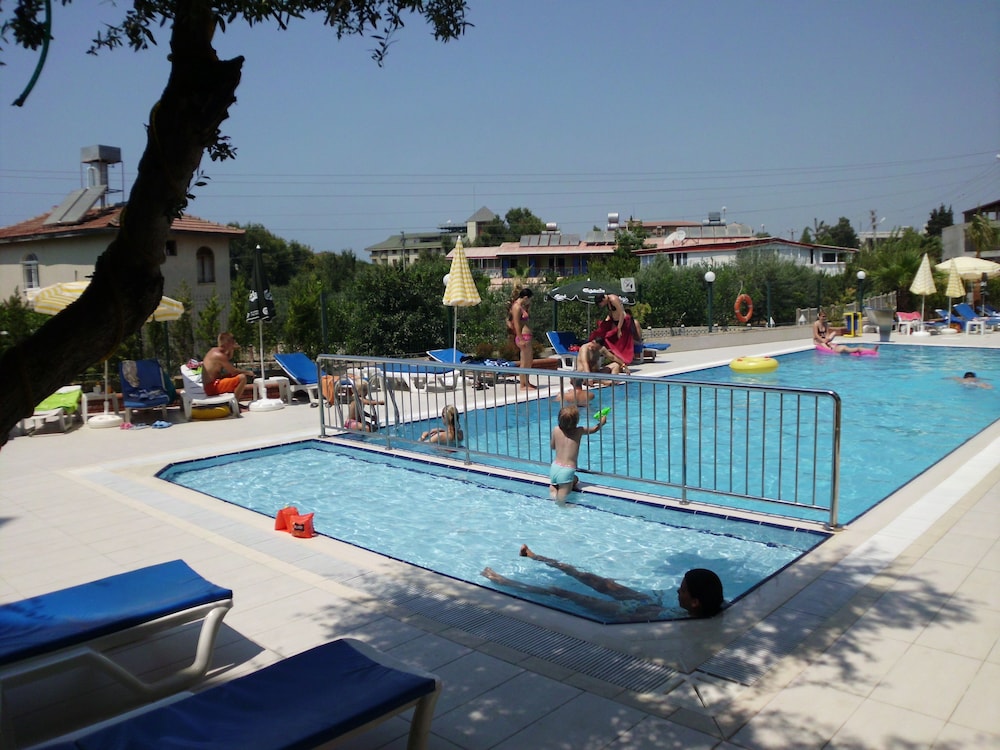 Side Kervan Hotel 42/50