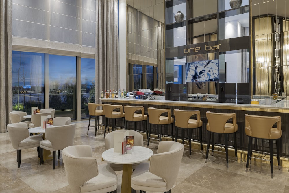 Elite World Grand Istanbul Kucukyali Hotel 53/68