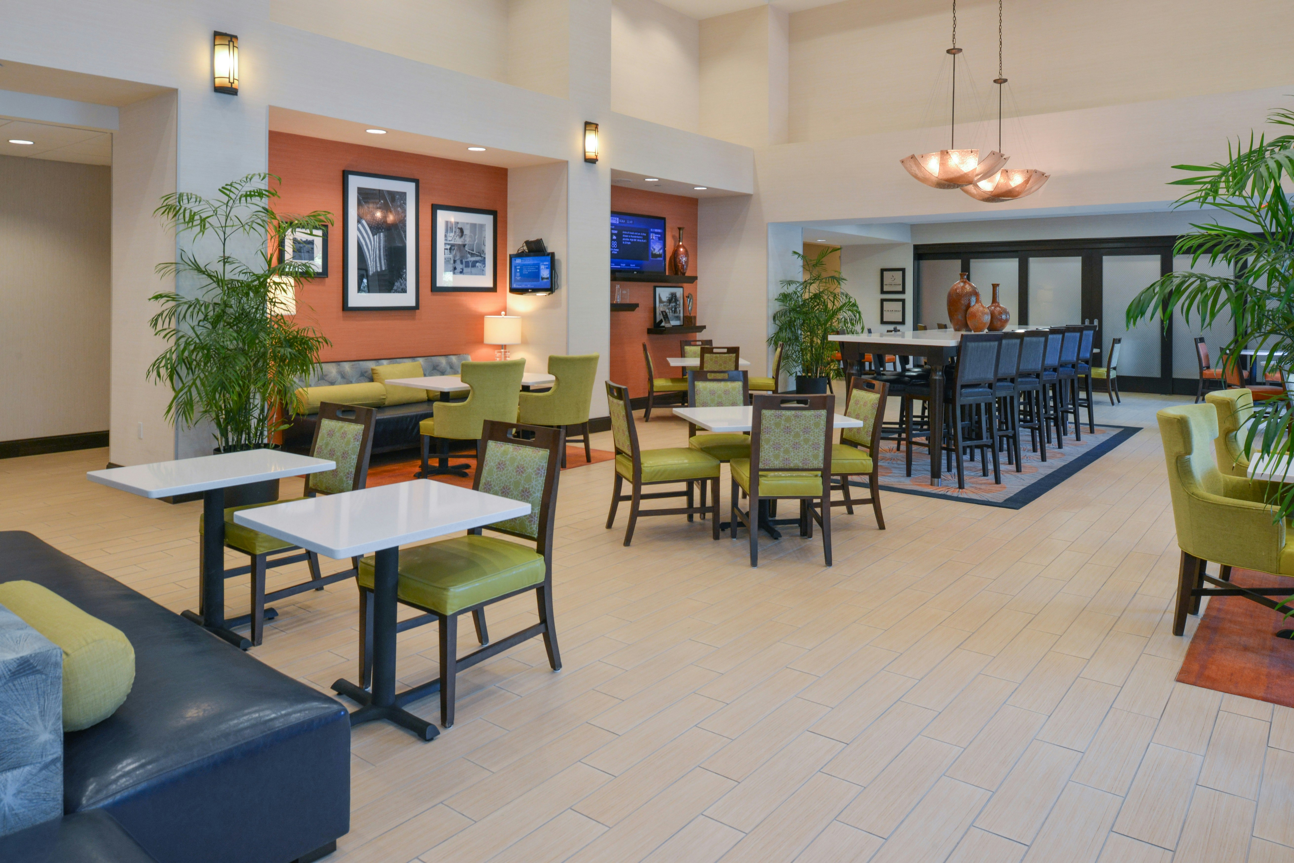 Hampton Inn And Suites Ocala 35/54