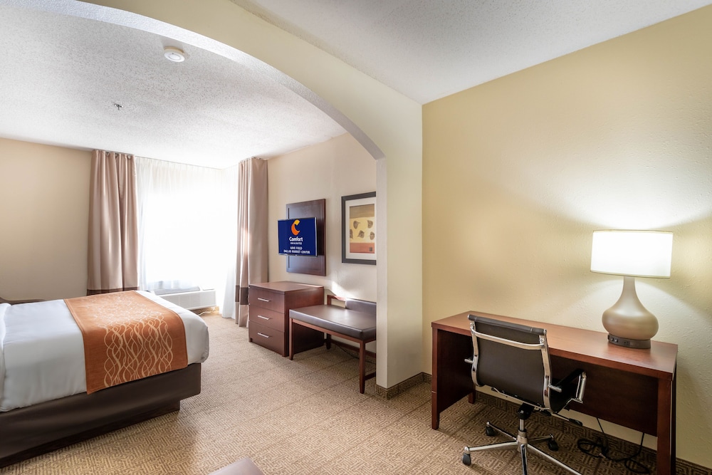 Comfort Inn & Suites Love Field Dallas Market Center 14/37