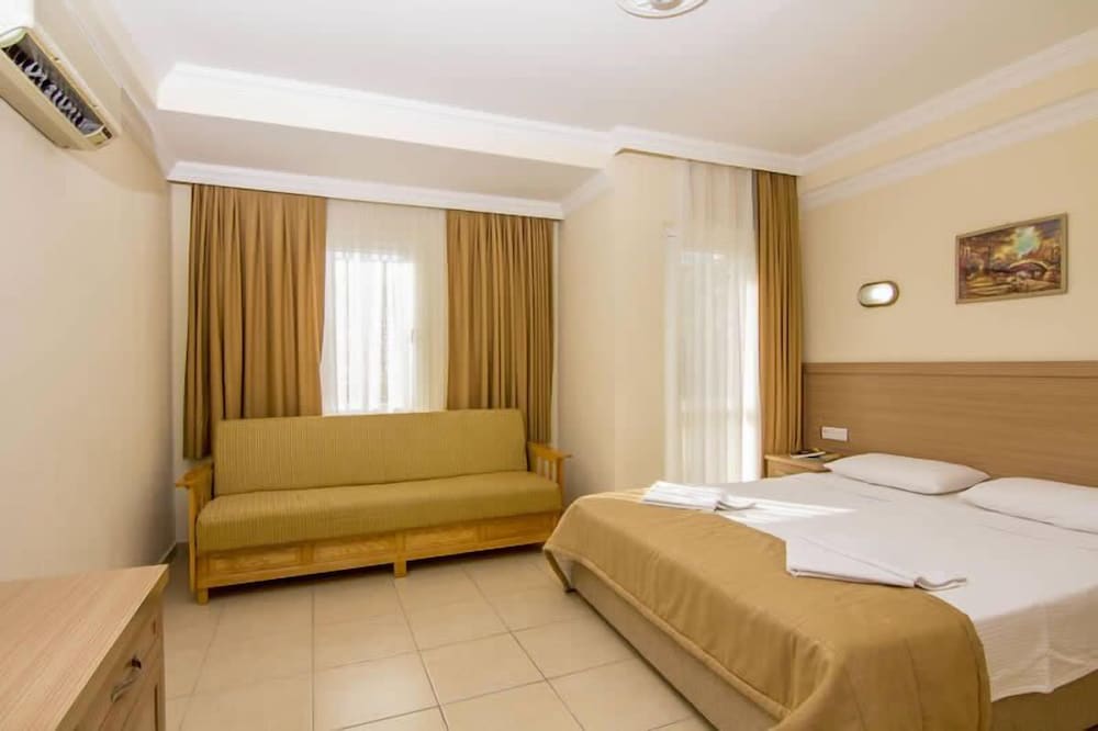 Hotel Karbel Sun 9/50