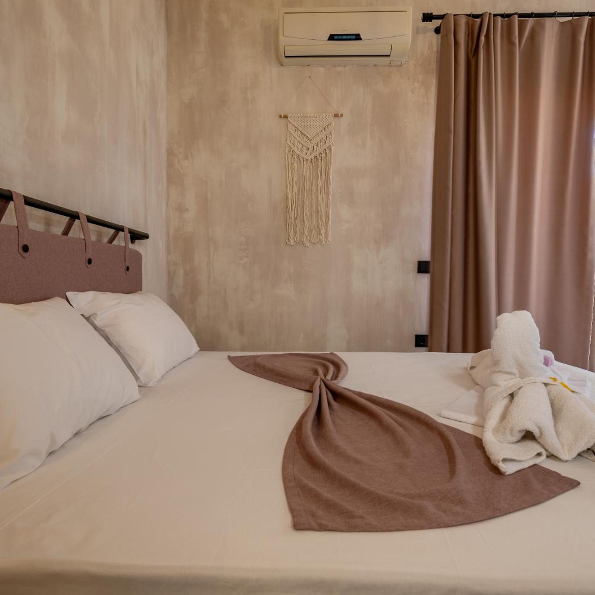 Iviskos – Adults Only 15/22