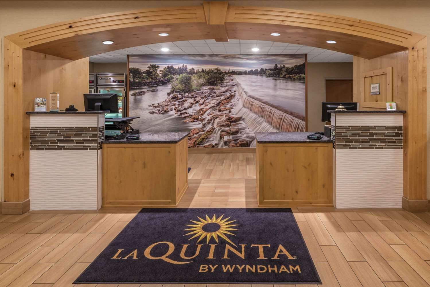 La Quinta Inn and Suites by Wyndham Idaho Falls/Ammon 6/54