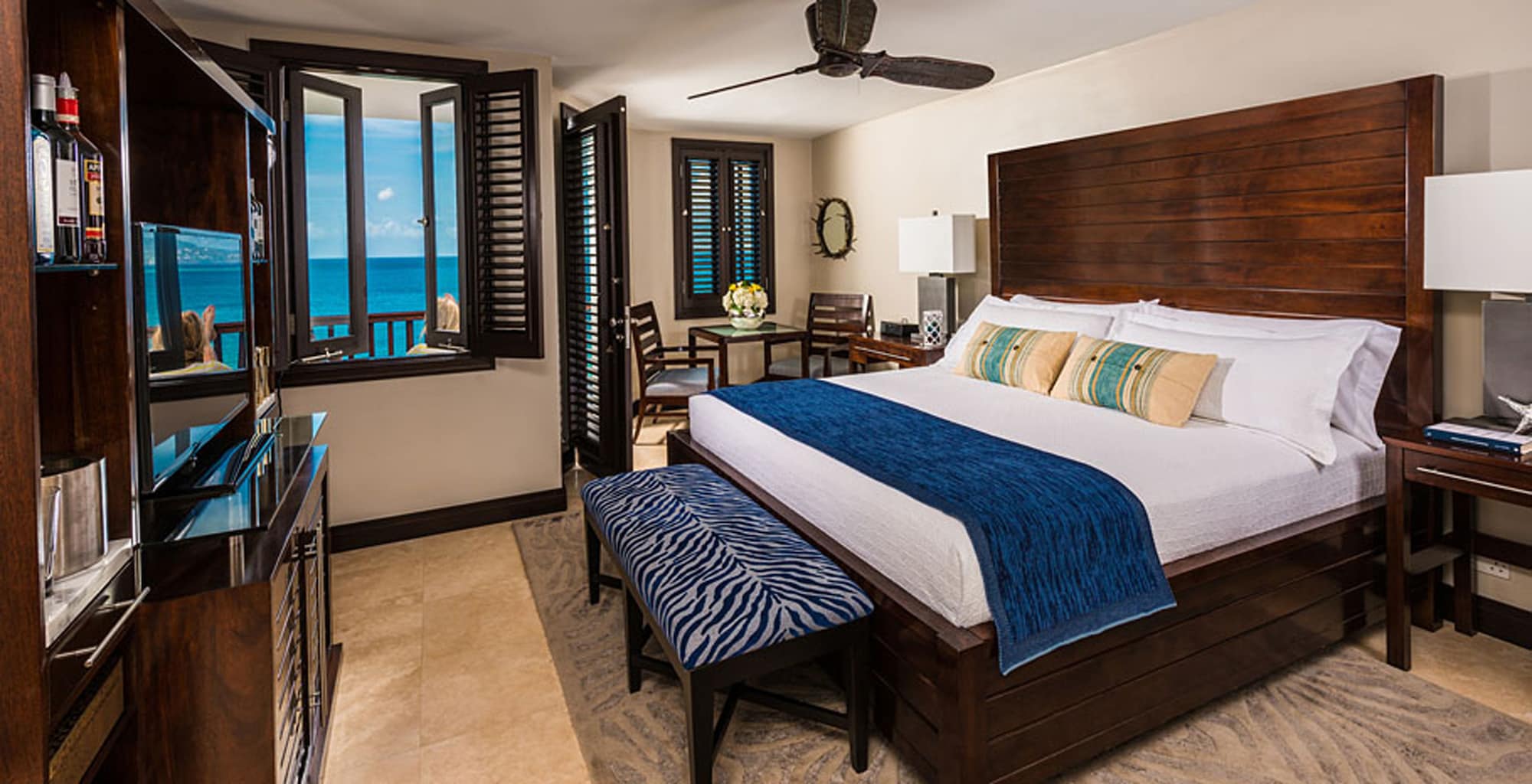 1 Bedroom, Penthouse, King Bed, Ocean Front
