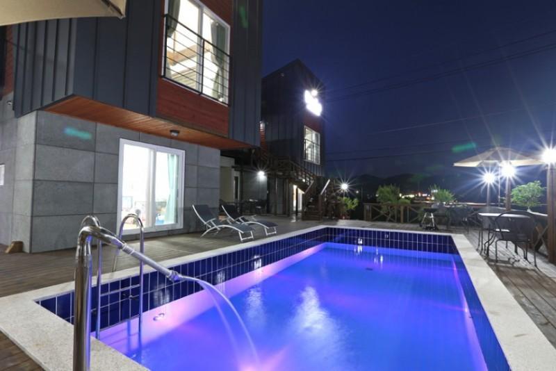 Bonito Pension 8/11