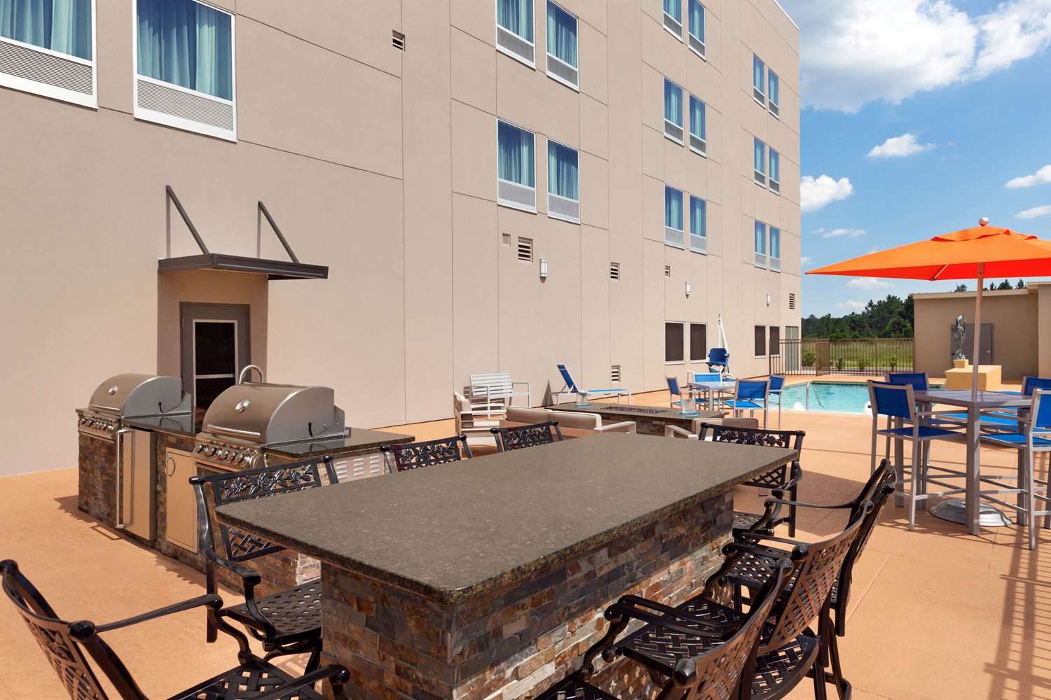 La Quinta Inn & Suites by Wyndham Brunswick/Golden Isles 56/59