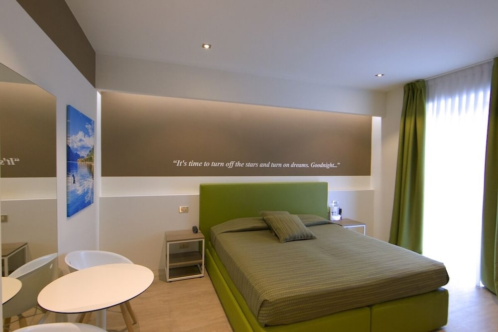 Hotel Ideal 23/49
