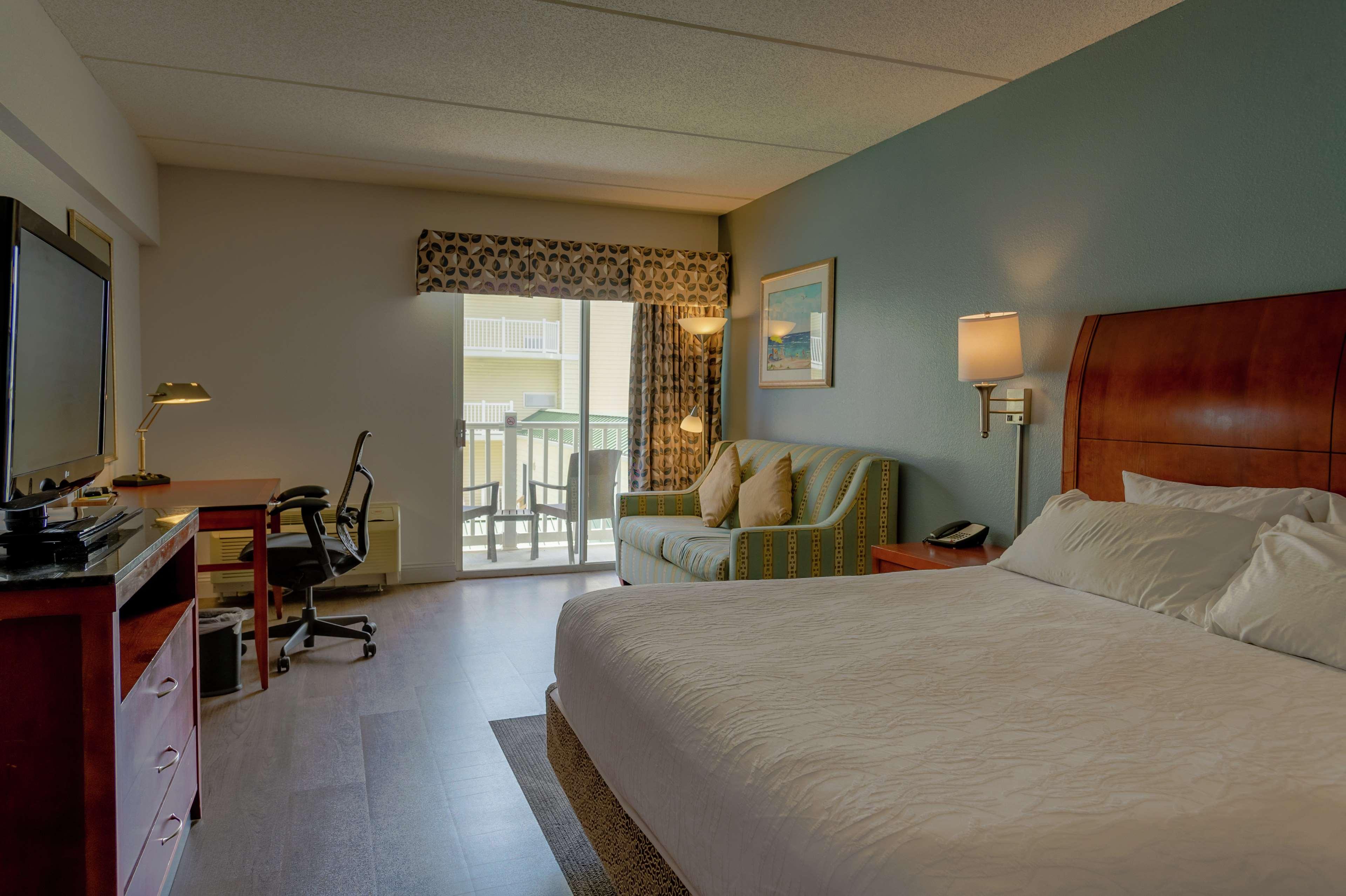 Room, King Bed, Side Ocean View, Sofa, Balcony