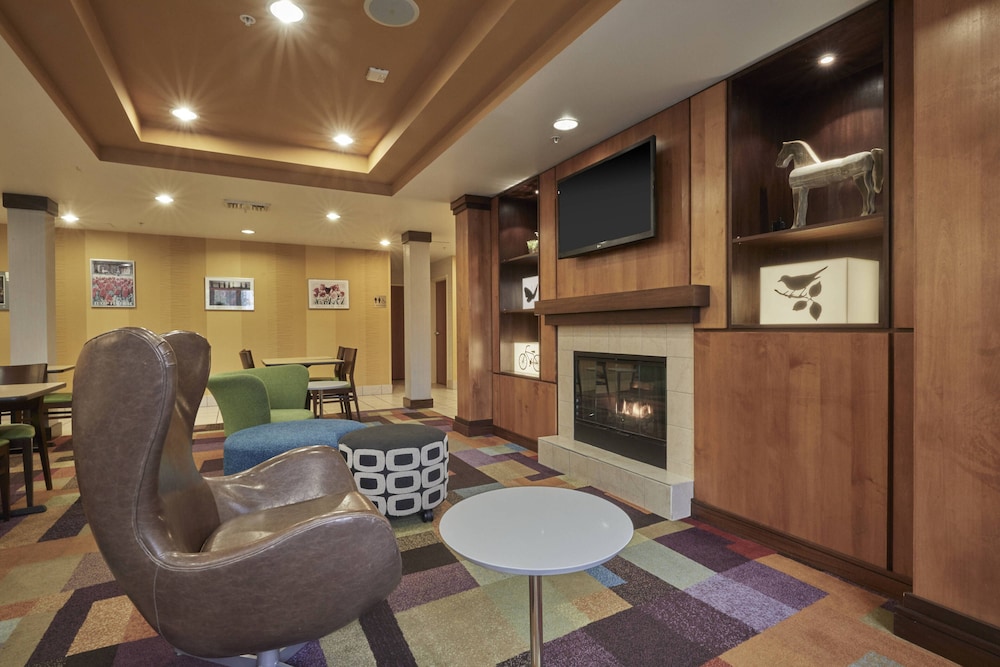 Fairfield Inn Suites By Marriott Burlington 20/32