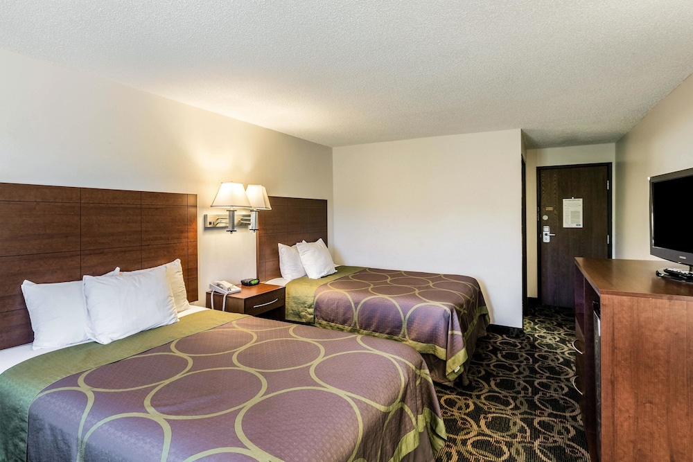 Upgrade, 2 Queen Beds
